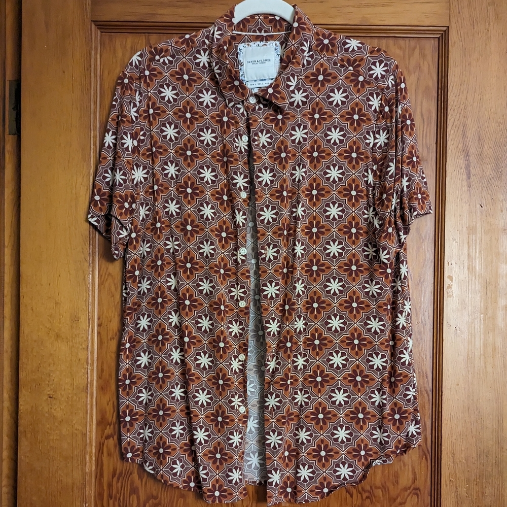 Denim & Flower • L • NWOT